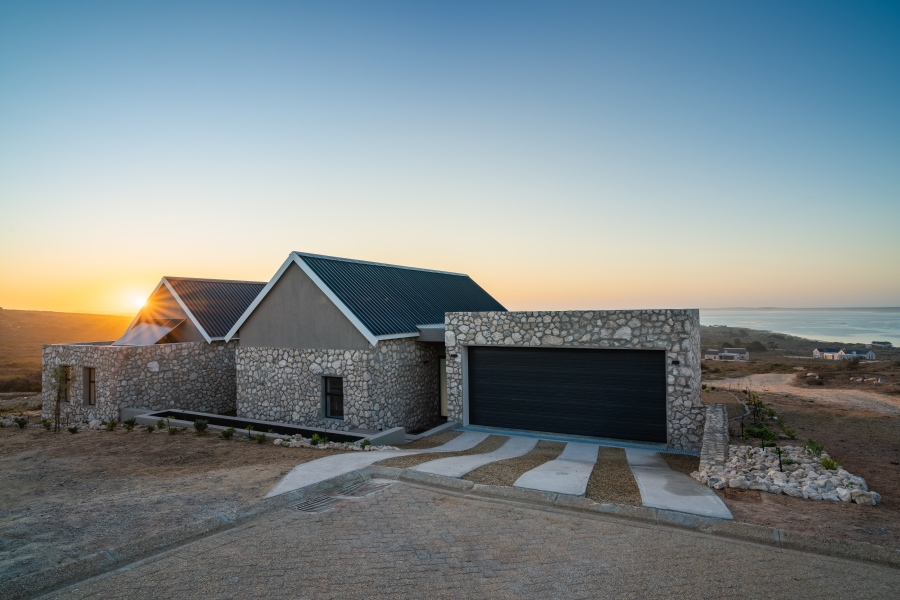 To Let 3 Bedroom Property for Rent in Shark Bay Estate Western Cape